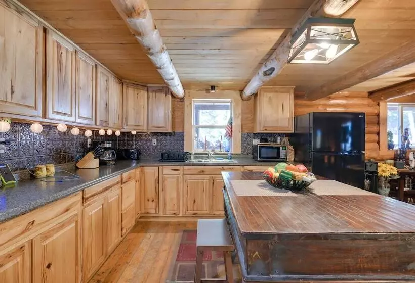 Philipsburg Log Cabin   Direct Bike Park Access!