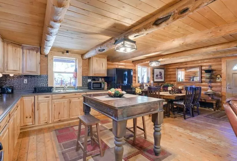 Philipsburg Log Cabin   Direct Bike Park Access!