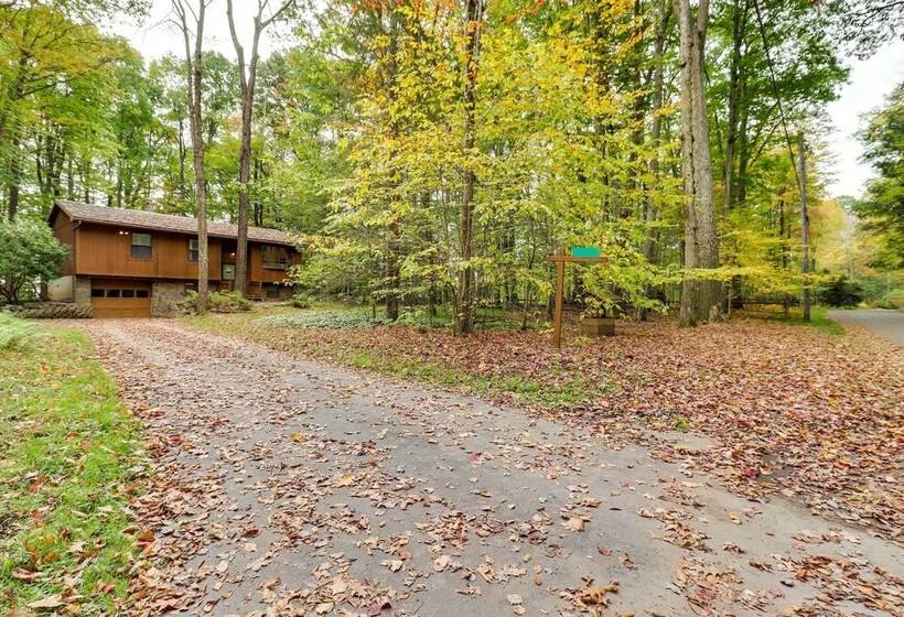 Pocono Lake Retreat W/ Deck & Fire Pit!