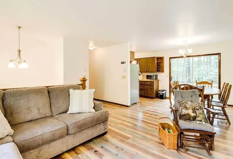 Pocono Lake Retreat W/ Deck & Fire Pit!
