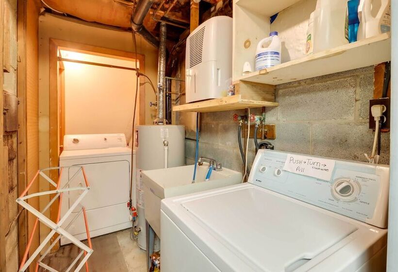 Pocono Lake Retreat W/ Deck & Fire Pit!