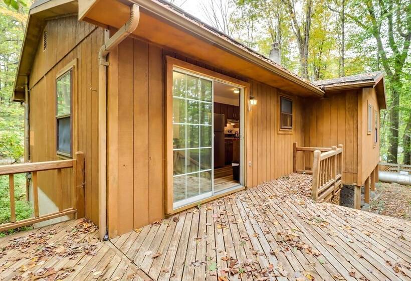 Pocono Lake Retreat W/ Deck & Fire Pit!