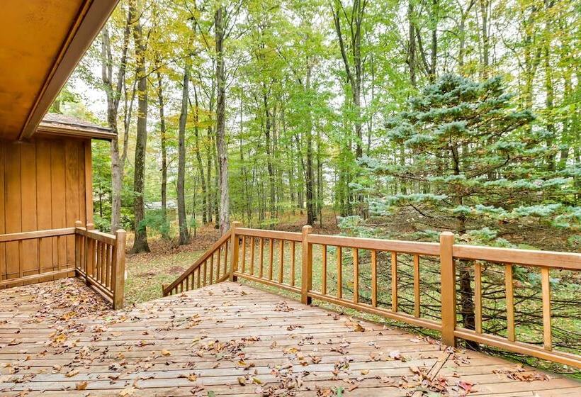 Pocono Lake Retreat W/ Deck & Fire Pit!