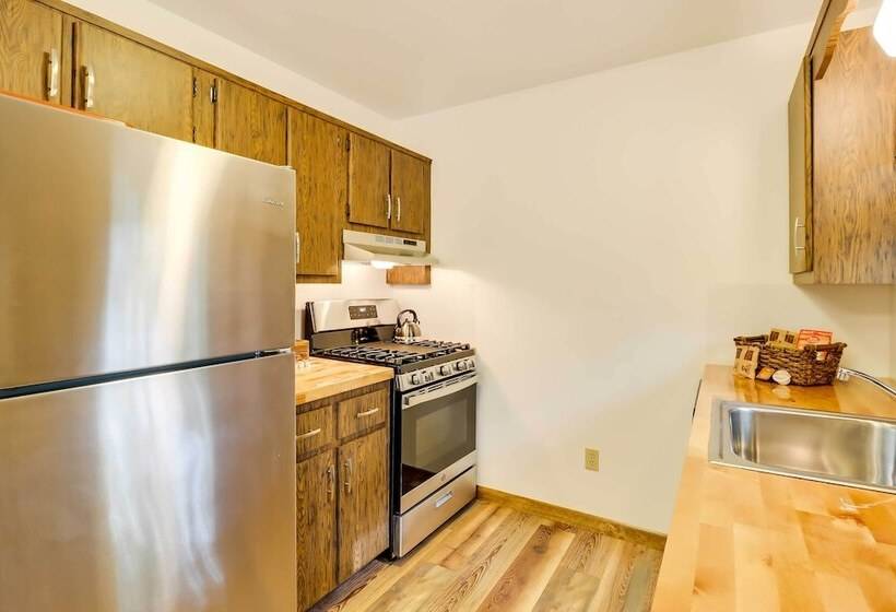 Pocono Lake Retreat W/ Deck & Fire Pit!