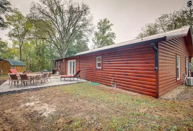 Quiet Tennessee Mountain Cabin W/ Patio