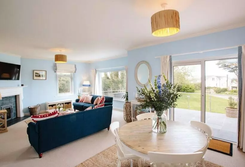 Residenssi Beautiful 5 Bed House In Port Isaac