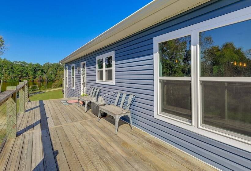 Riverfront Pollocksville Home W/ Private Beach!