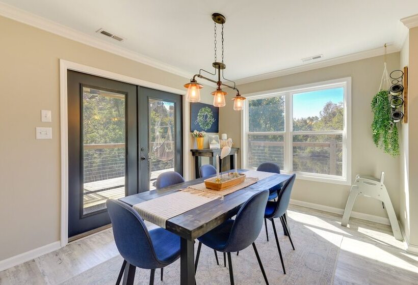 Riverfront Pollocksville Home W/ Private Beach!