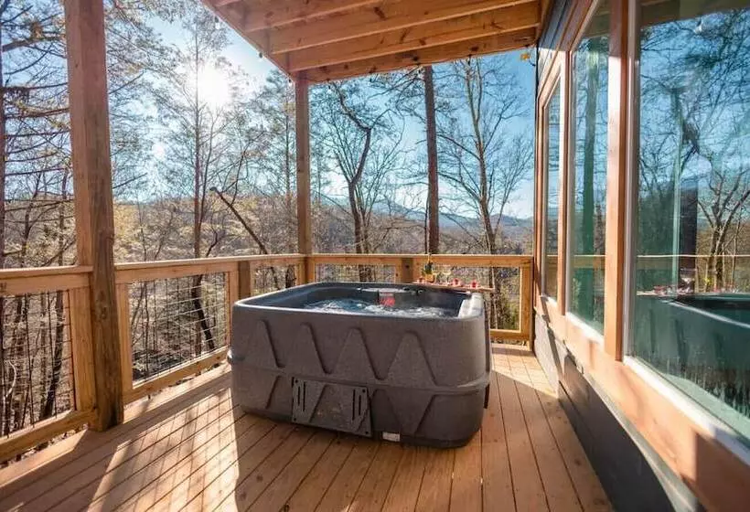 Romantic Cabin Retreat By Ghosal Luxury Lodging