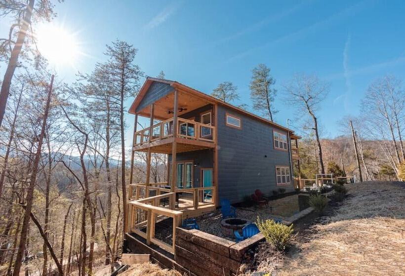 Romantic Cabin Retreat By Ghosal Luxury Lodging