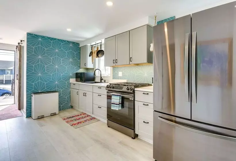 Renovated Seaside Park Cottage: Steps To Beach!