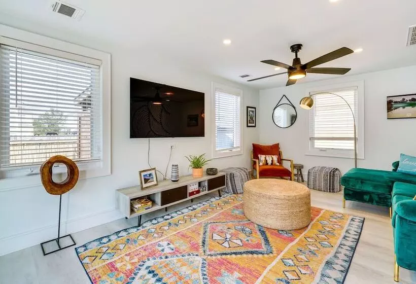 Renovated Seaside Park Cottage: Steps To Beach!