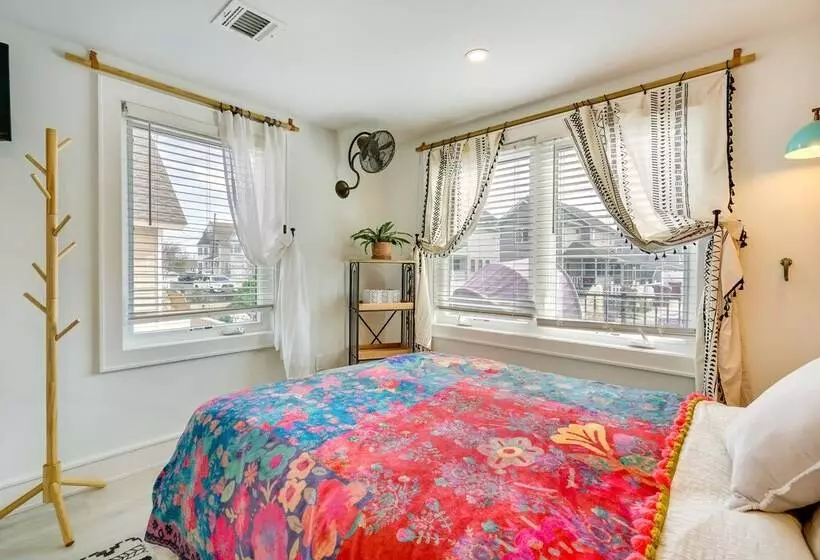 Renovated Seaside Park Cottage: Steps To Beach!