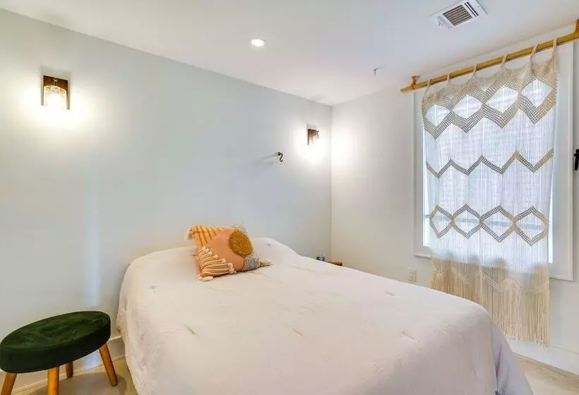 Renovated Seaside Park Cottage: Steps To Beach!