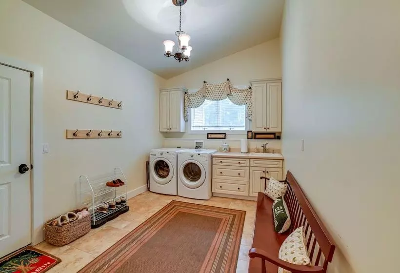 Secluded Union Dale Home ~ 2 Mi To Elk Mountain!