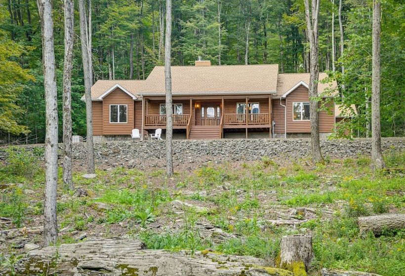 Secluded Union Dale Home ~ 2 Mi To Elk Mountain!