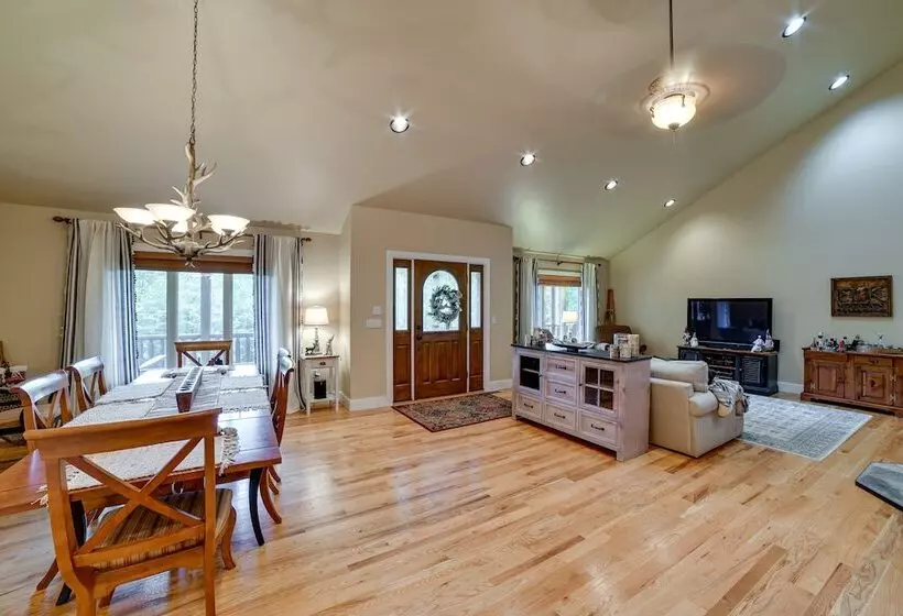 Secluded Union Dale Home ~ 2 Mi To Elk Mountain!