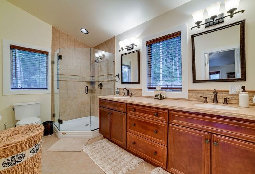 Secluded Union Dale Home ~ 2 Mi To Elk Mountain!