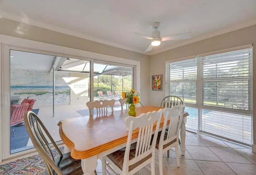 Stunning Marco Island Home W/ Covered Patio!