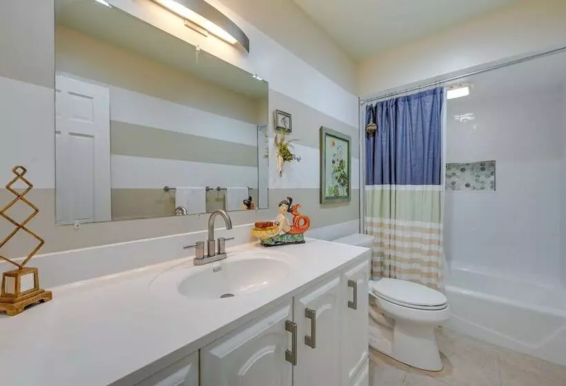 Stunning Marco Island Home W/ Covered Patio!