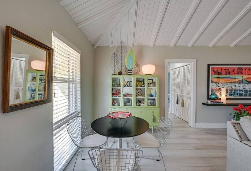 Stunning Marco Island Home W/ Covered Patio!