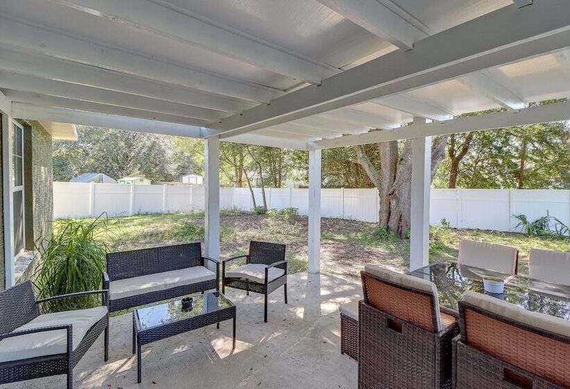 Sunny Ocala Home W/ Private Pool & Hot Tub!