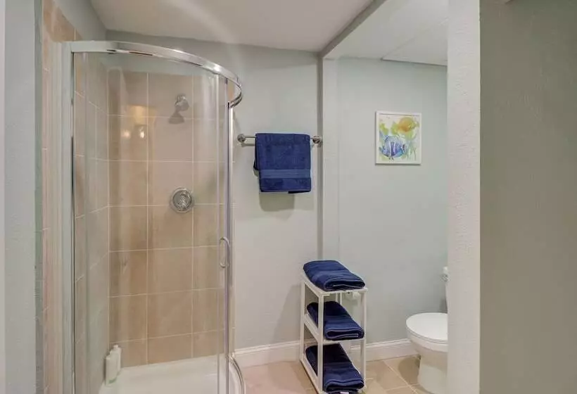 Sunny Ocala Home W/ Private Pool & Hot Tub!