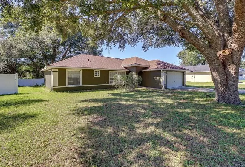 Sunny Ocala Home W/ Private Pool & Hot Tub!