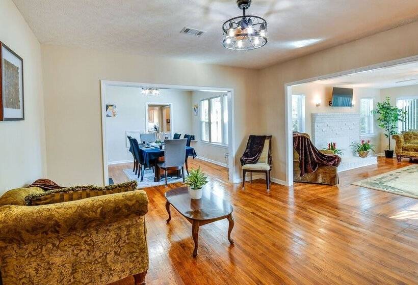 Tuskegee Countryside Retreat On 7 Acres!