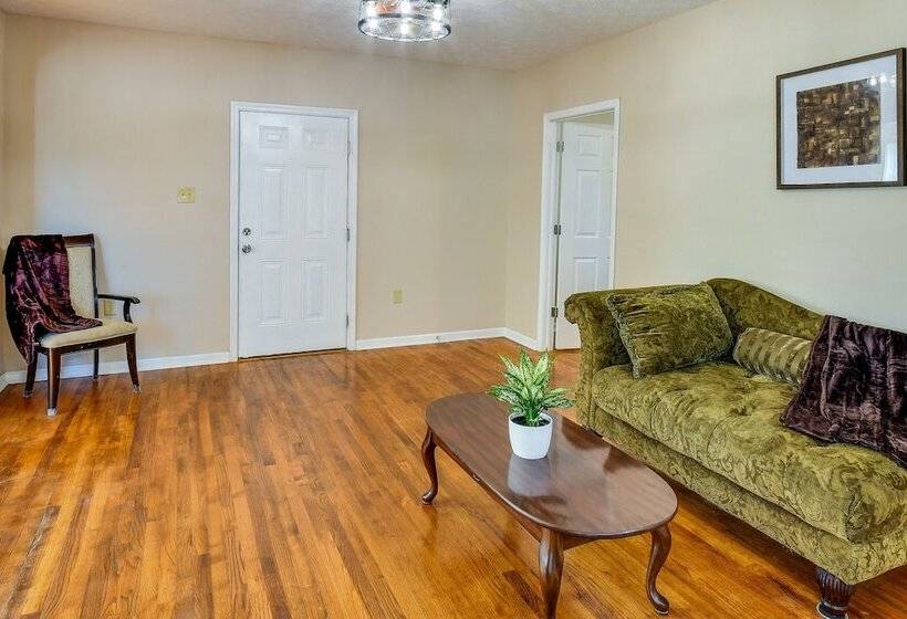 Tuskegee Countryside Retreat On 7 Acres!