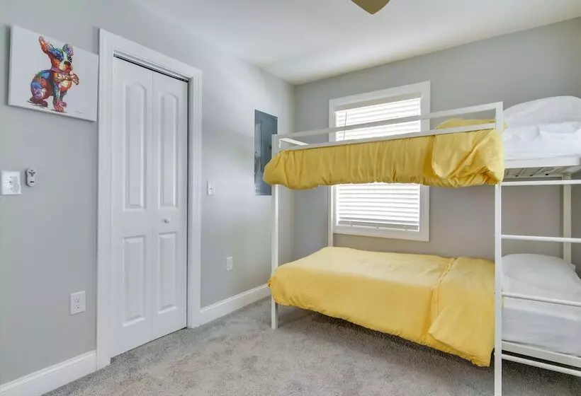 Updated Home   Walk To Salisbury University!