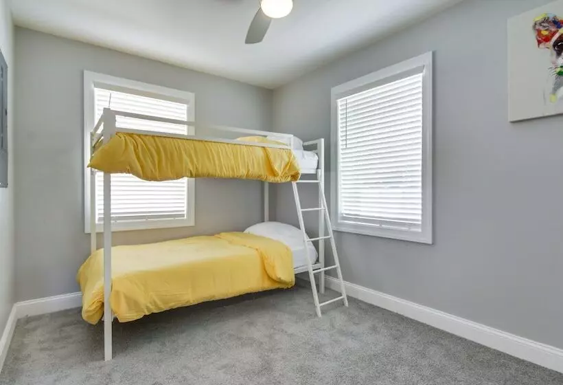 Updated Home   Walk To Salisbury University!