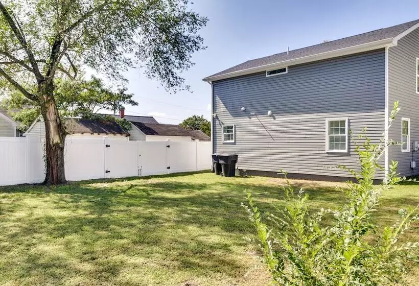 Updated Home   Walk To Salisbury University!