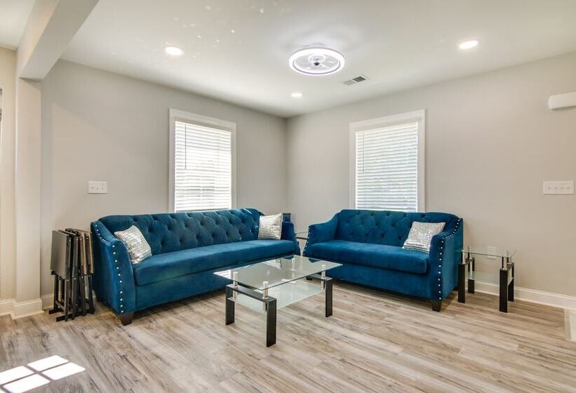 Updated Home   Walk To Salisbury University!