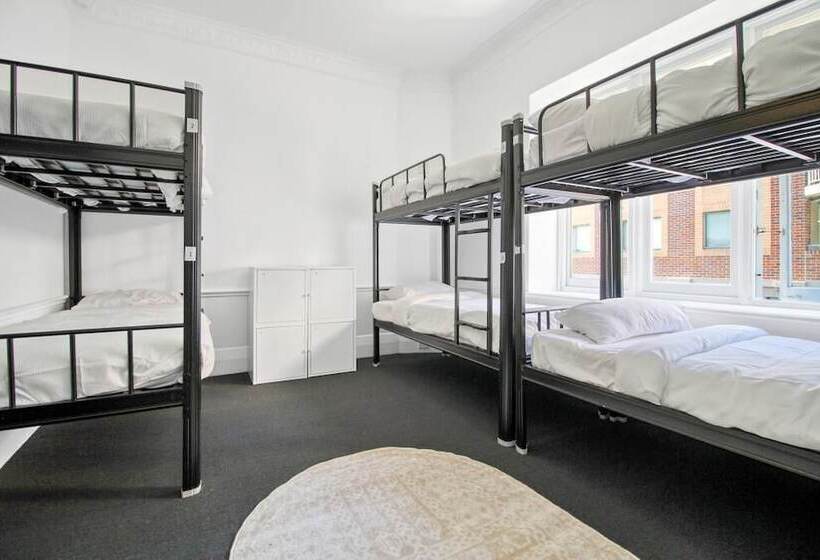 Venus Harbourside   Female Only Hostel