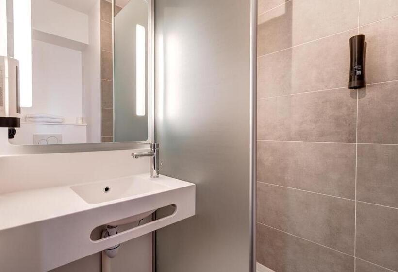 B&b Hotel Versailles Rocquencourt