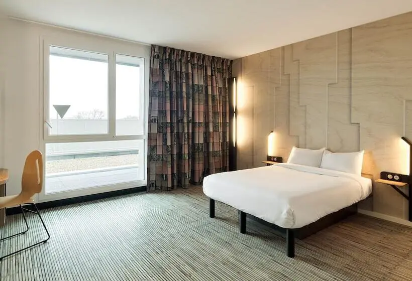 B&b Hotel Versailles Rocquencourt