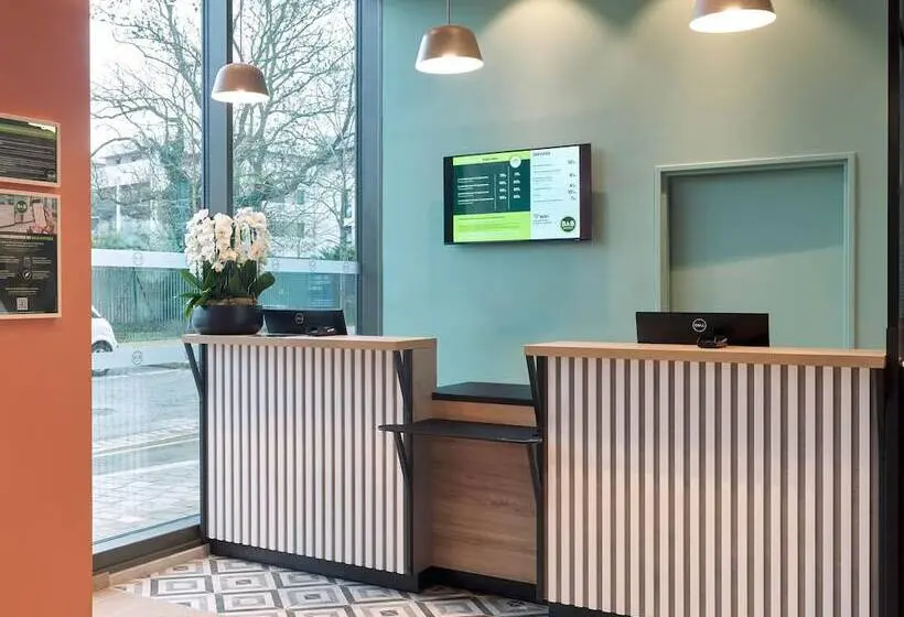 B&b Hotel Versailles Rocquencourt