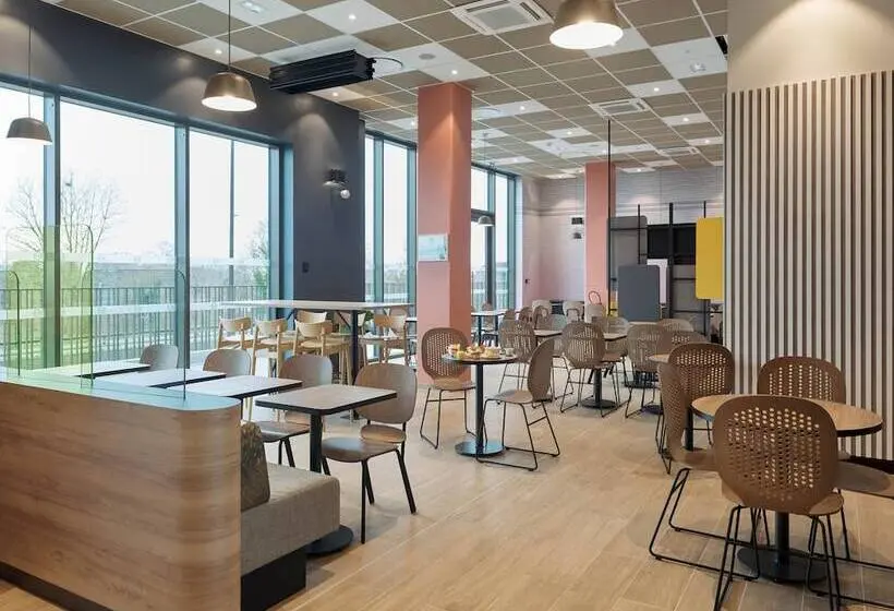 B&b Hotel Versailles Rocquencourt