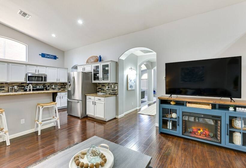 Beautiful Surprise Home W/ Private Pool & Grill!