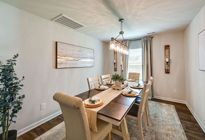 Charming New Bern Retreat Near Historic Downtown!