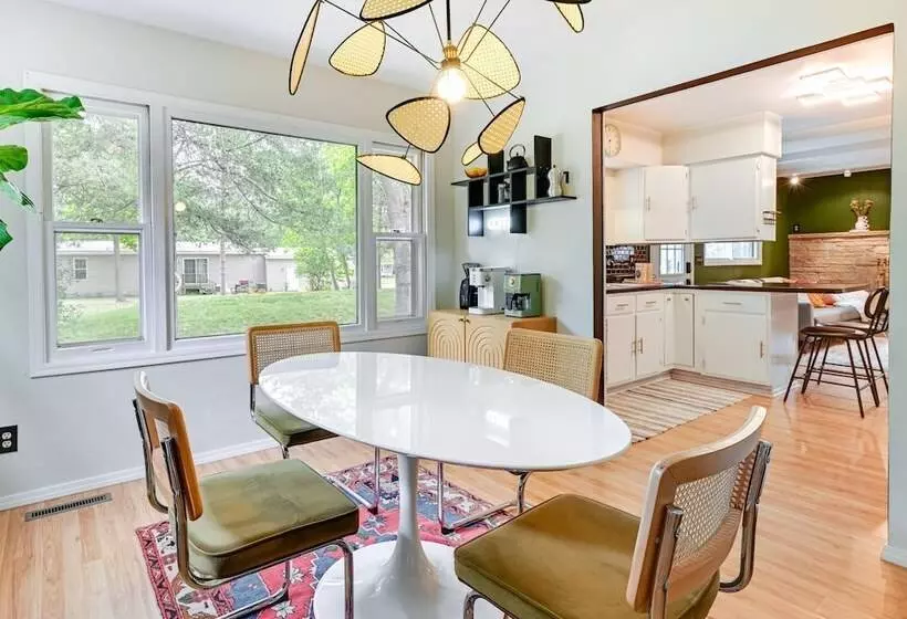 Cozy Montello Hideaway Near Puckaway Lake Access!