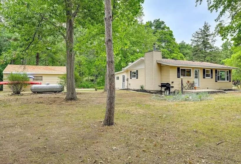 Cozy Montello Hideaway Near Puckaway Lake Access!