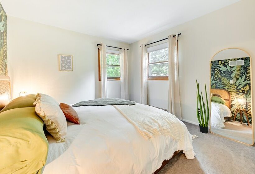 Cozy Montello Hideaway Near Puckaway Lake Access!