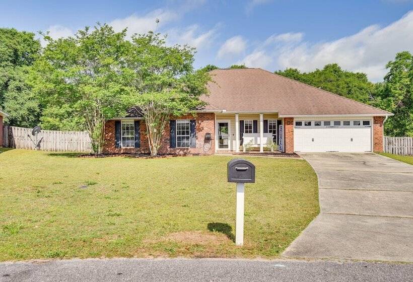 Crestview Vacation Rental: Day Trip To Destin!