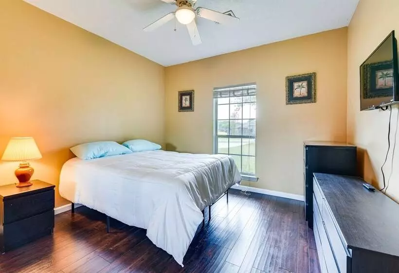 Crestview Vacation Rental: Day Trip To Destin!