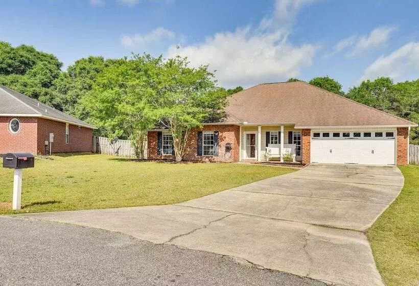 Crestview Vacation Rental: Day Trip To Destin!