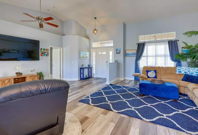 Fort Pierce Escape: Beach Entry Pool, Waterslide!