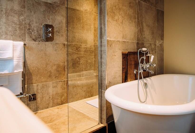 客栈 Assherton Arms