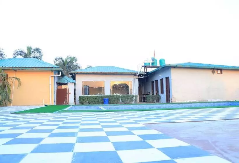 ホテル Corbett Life Resort